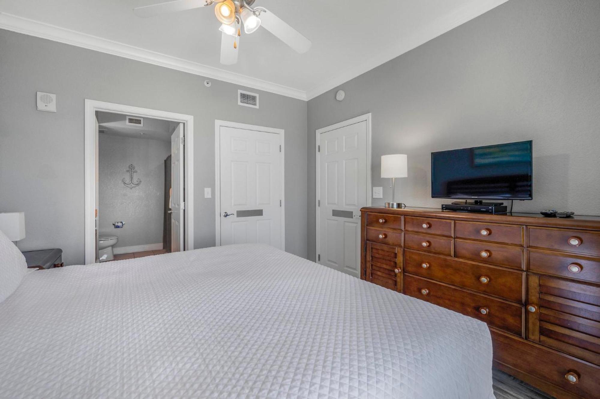 Crystal Tower 1906 By Vacation Homes Collection Gulf Shores Bagian luar foto