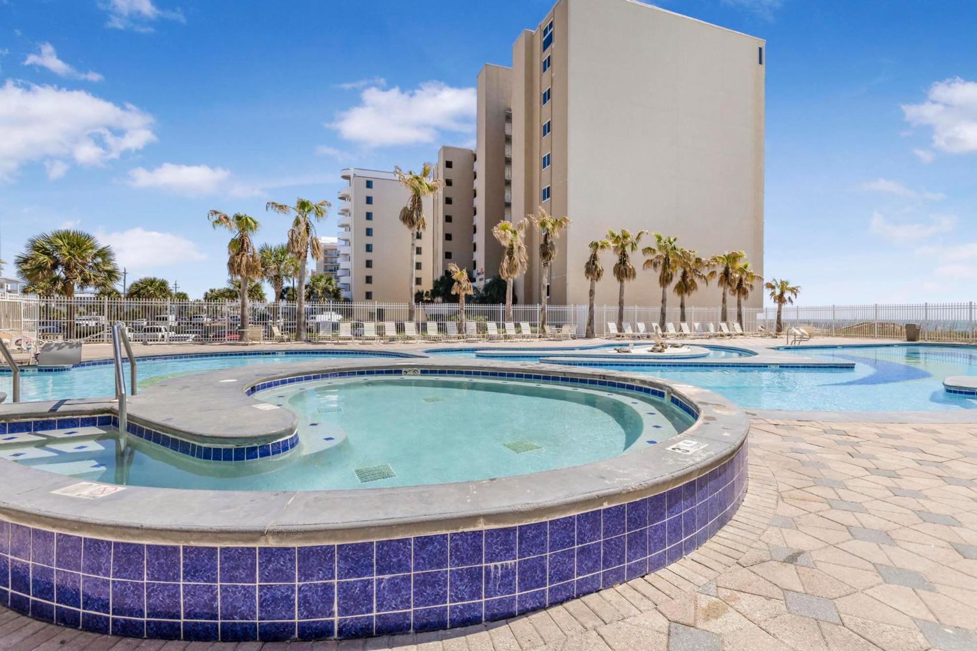 Crystal Tower 1906 By Vacation Homes Collection Gulf Shores Bagian luar foto